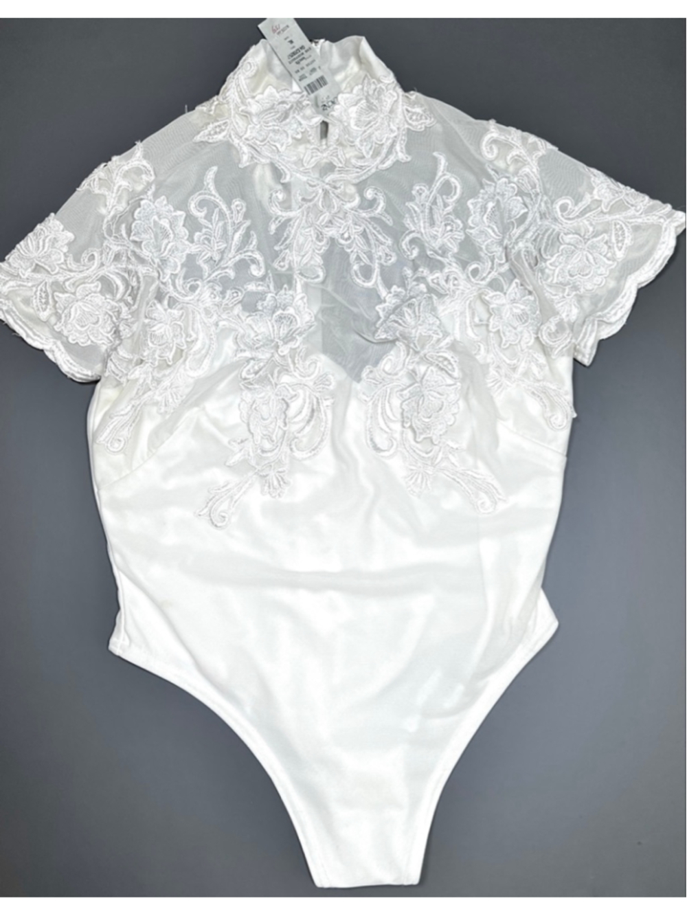NWT Cache Womans Bodysuit White Lace XL